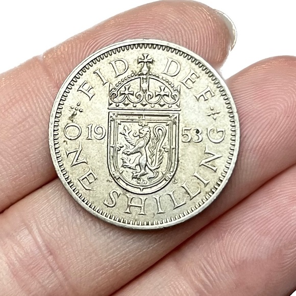 🎈$5 add on - 1953 ONE SHILLING - Elizabeth II - Picture 1 of 6